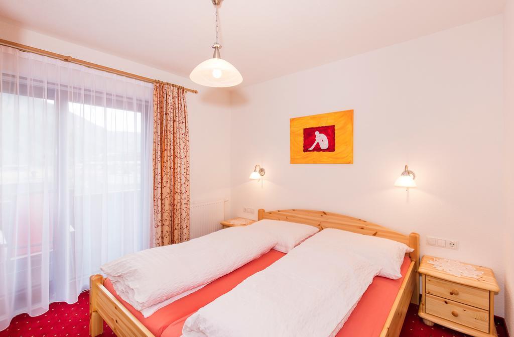 Appartementhaus Laengenfeld Luaran gambar
